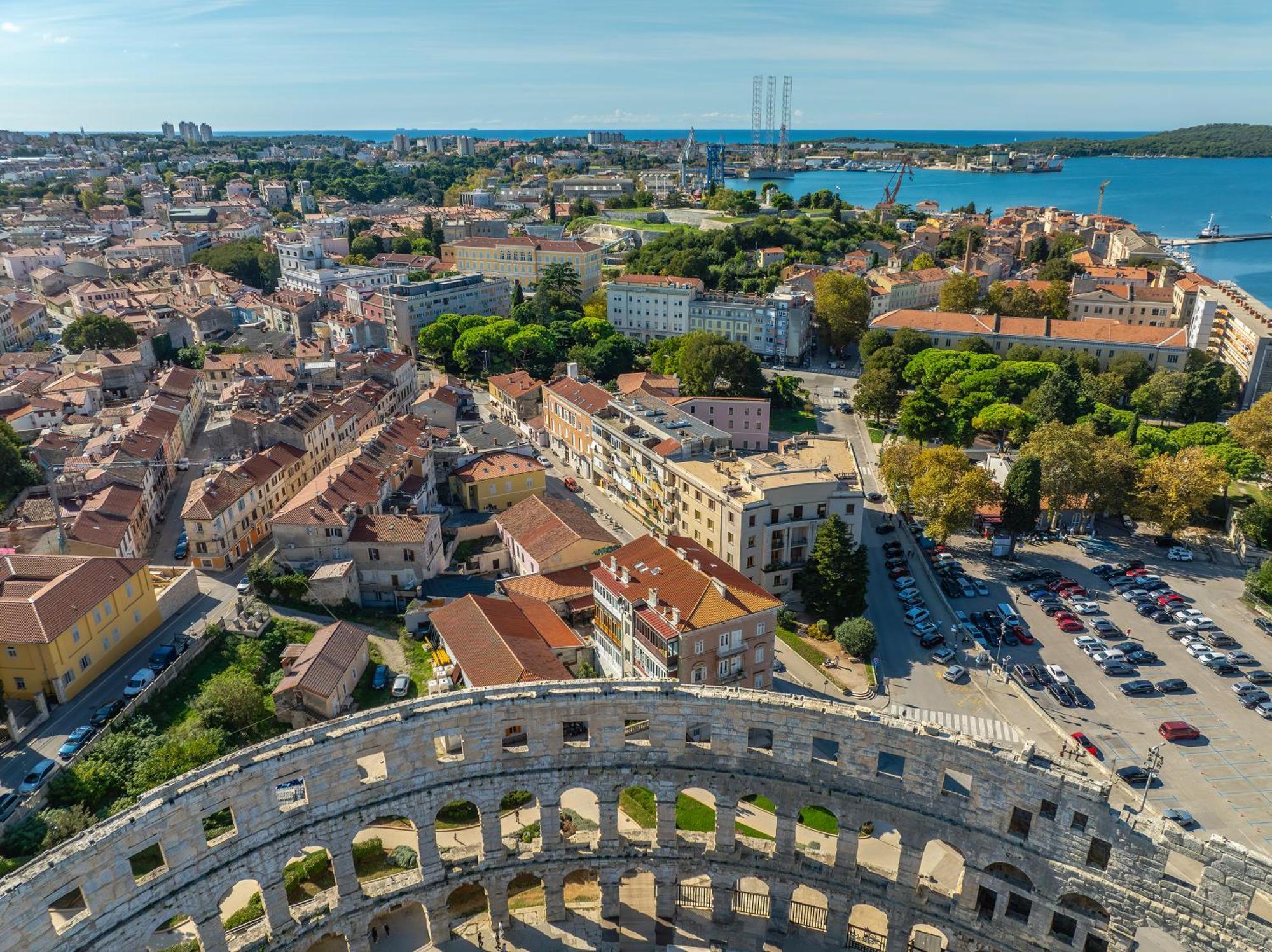 Apartament D&a Amphitheatre Premium With Free Parking