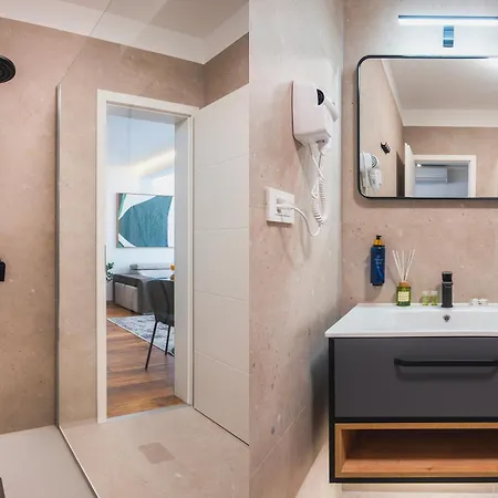 D&A Amphitheatre Premium Apartments With Free Parking Pula Exterior photo